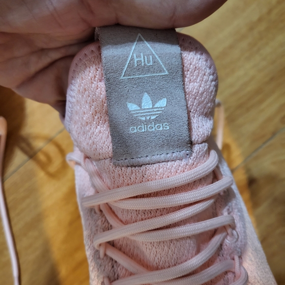 Adidas  Pink Minimalist Sneakers Lightweight Knit - Picture 4 of 7
